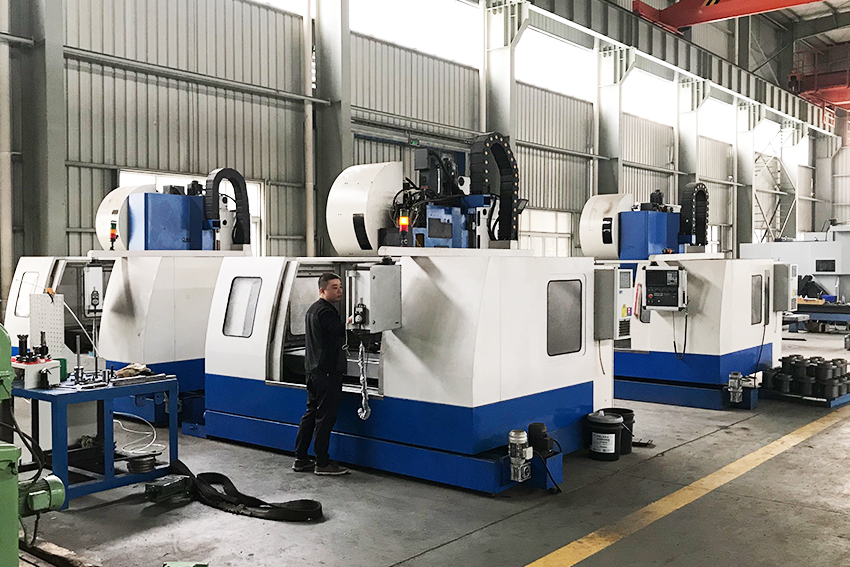 Vertical machining center